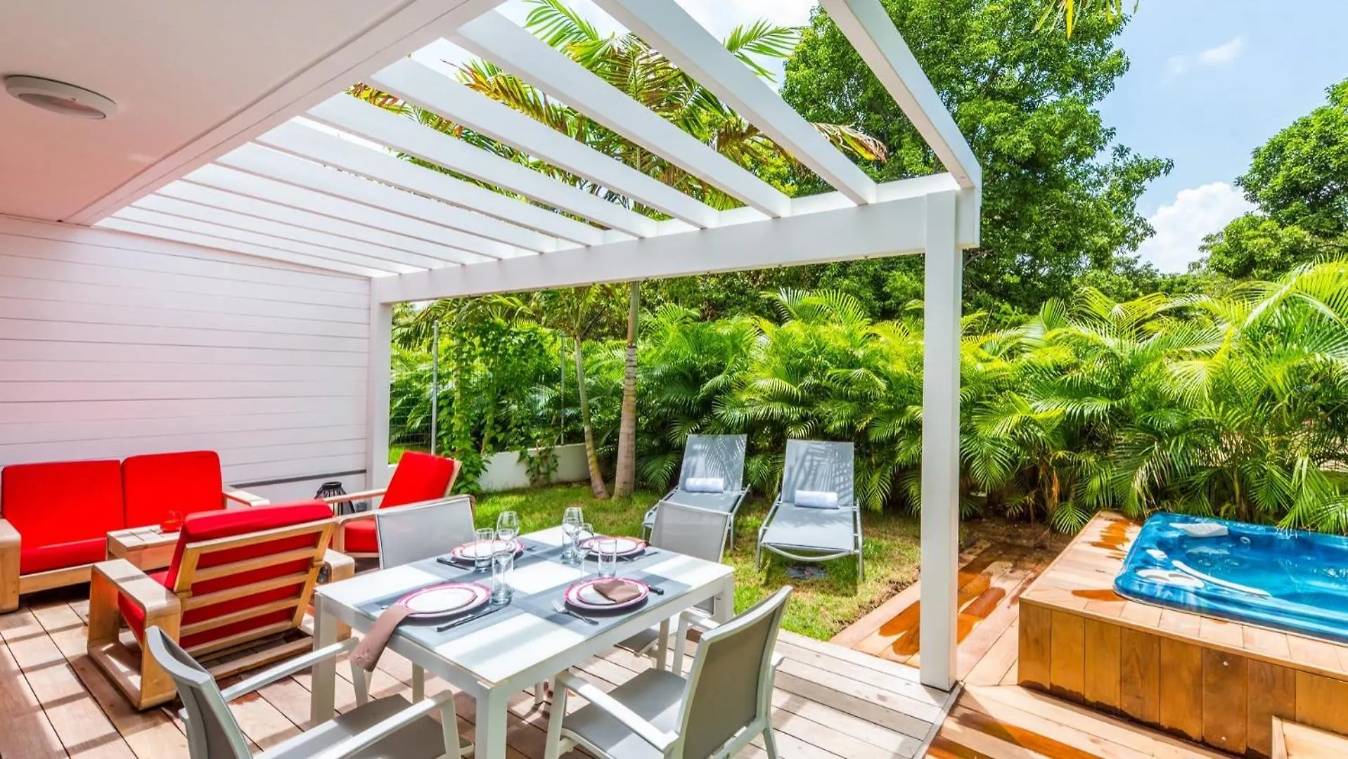 Lovely Villa With Lush Garden St. Barthelemy